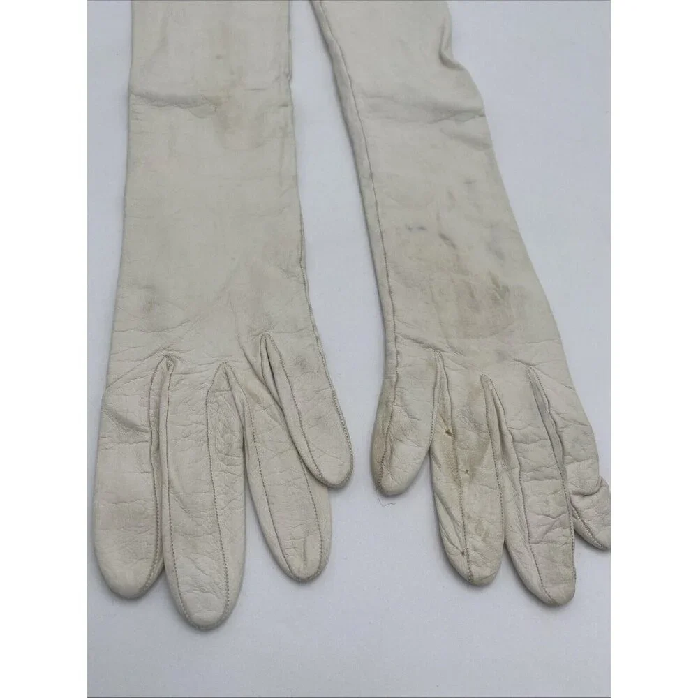 Vintage Womens Saks Fifth Avenue White Leather Long Gloves 7 1/2 Made in France